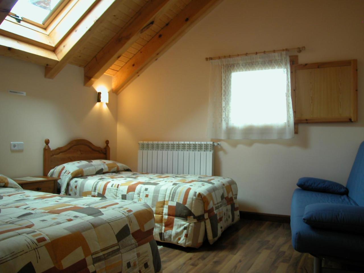 Casa Rural Ornat Etxea Pension Vidangoz Buitenkant foto